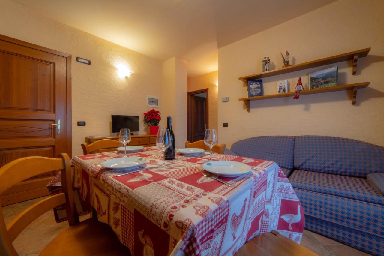 Residence Le Chalet Champoluc Extérieur photo