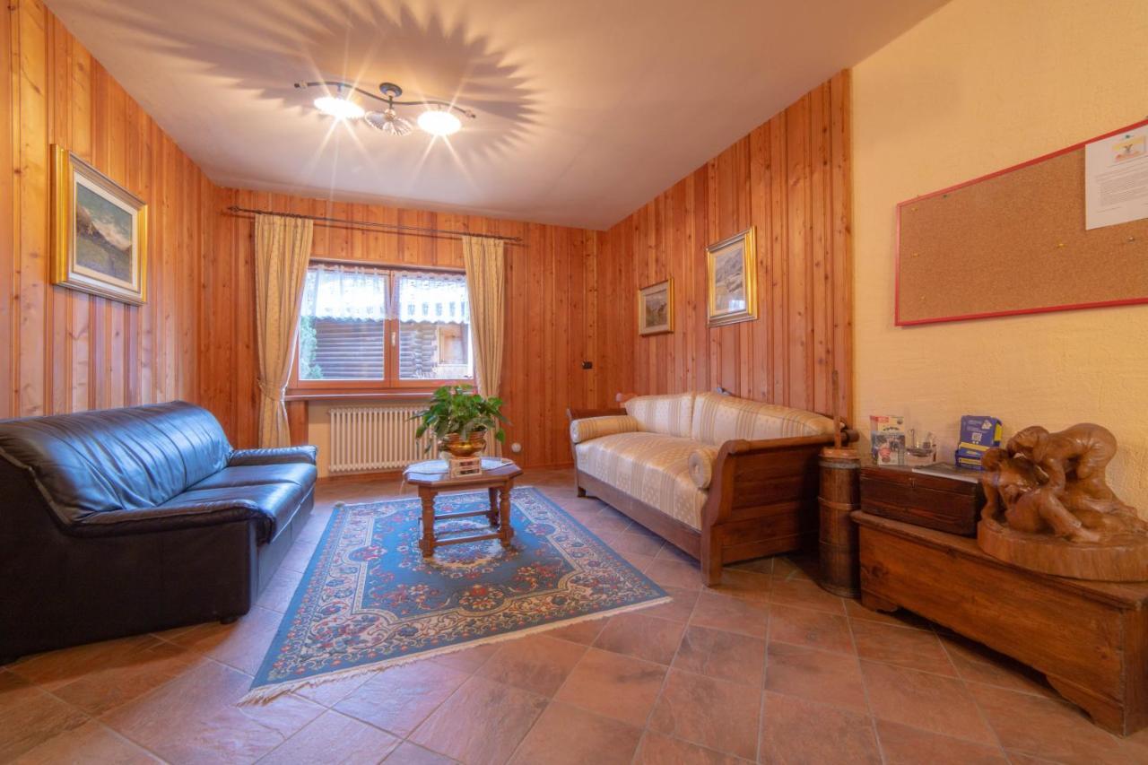 Residence Le Chalet Champoluc Extérieur photo